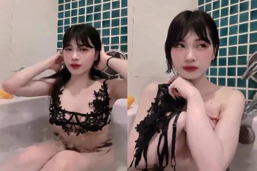 Poster of Phim sex gái đẹp vú bự da trắng mắt đầy mê hoặc