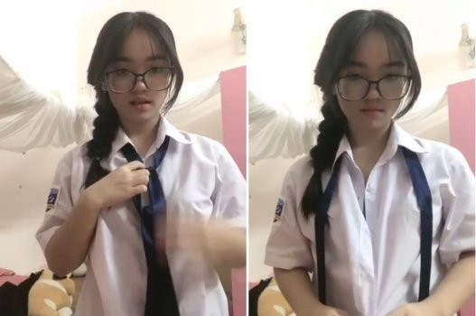 Poster of Sex nữ sinh kính cận cởi áo chuẩn bị vào trận